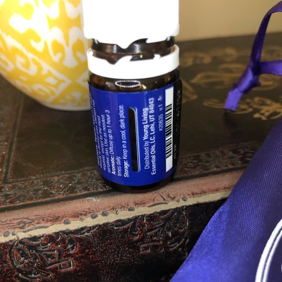 Young Living Loyalty 5mL - Picture 2 of 2